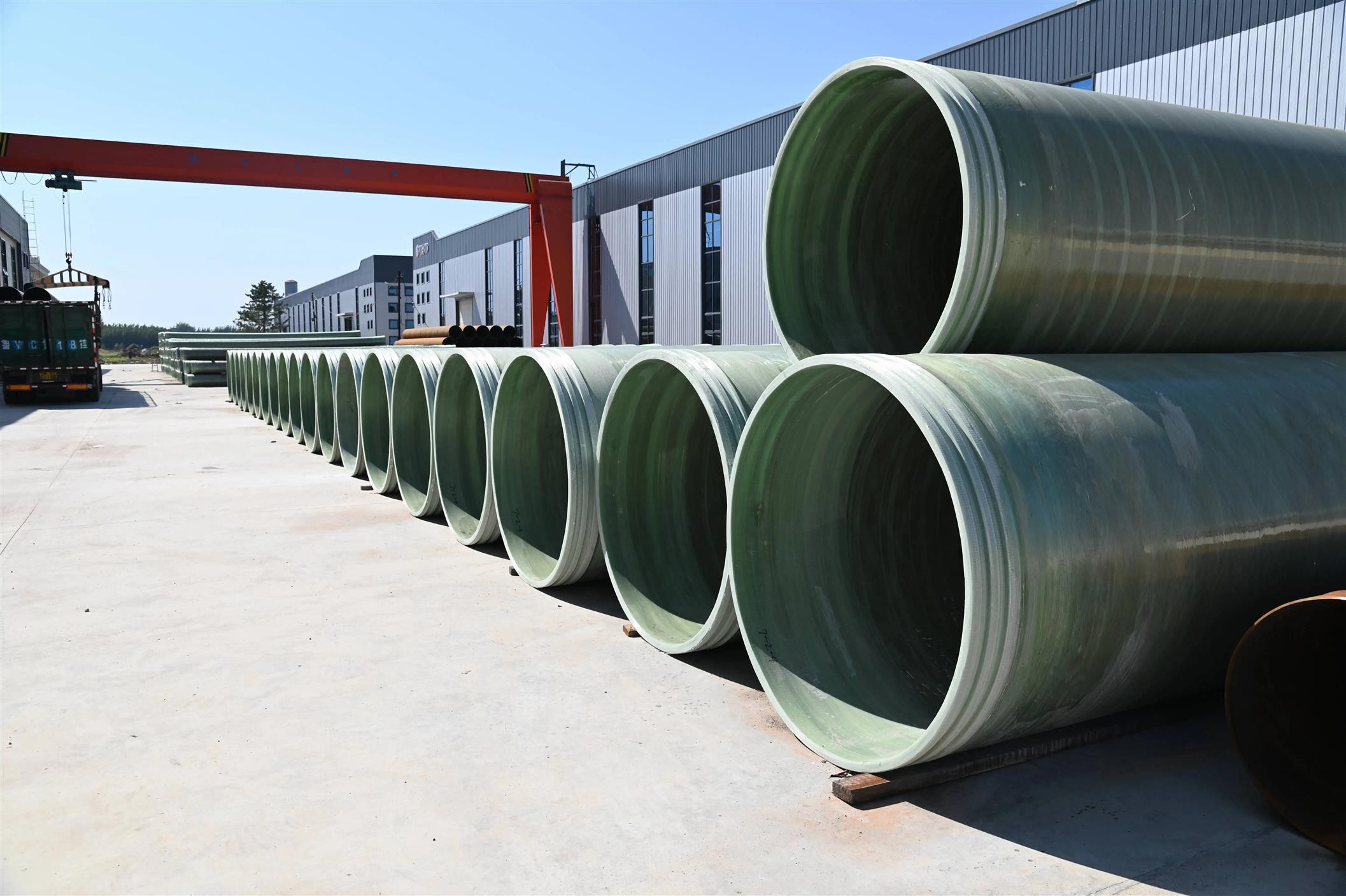  玻璃鋼煙囪的結(jié)構(gòu)方式和優(yōu)勢(shì)有哪些？